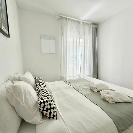 Guest house At Expo Lisbon